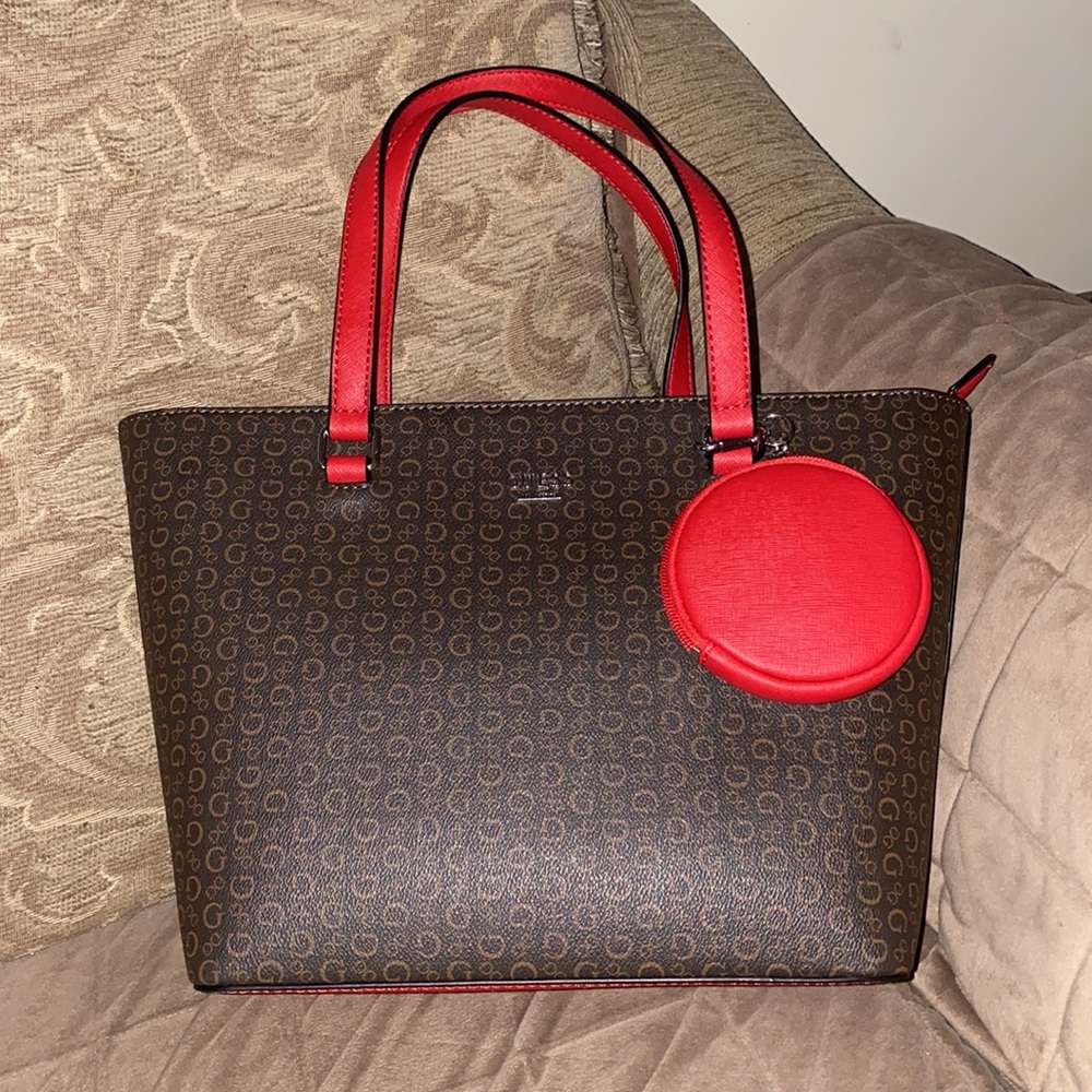 Guess Signature Print Tote Handbag w attached coin purse.